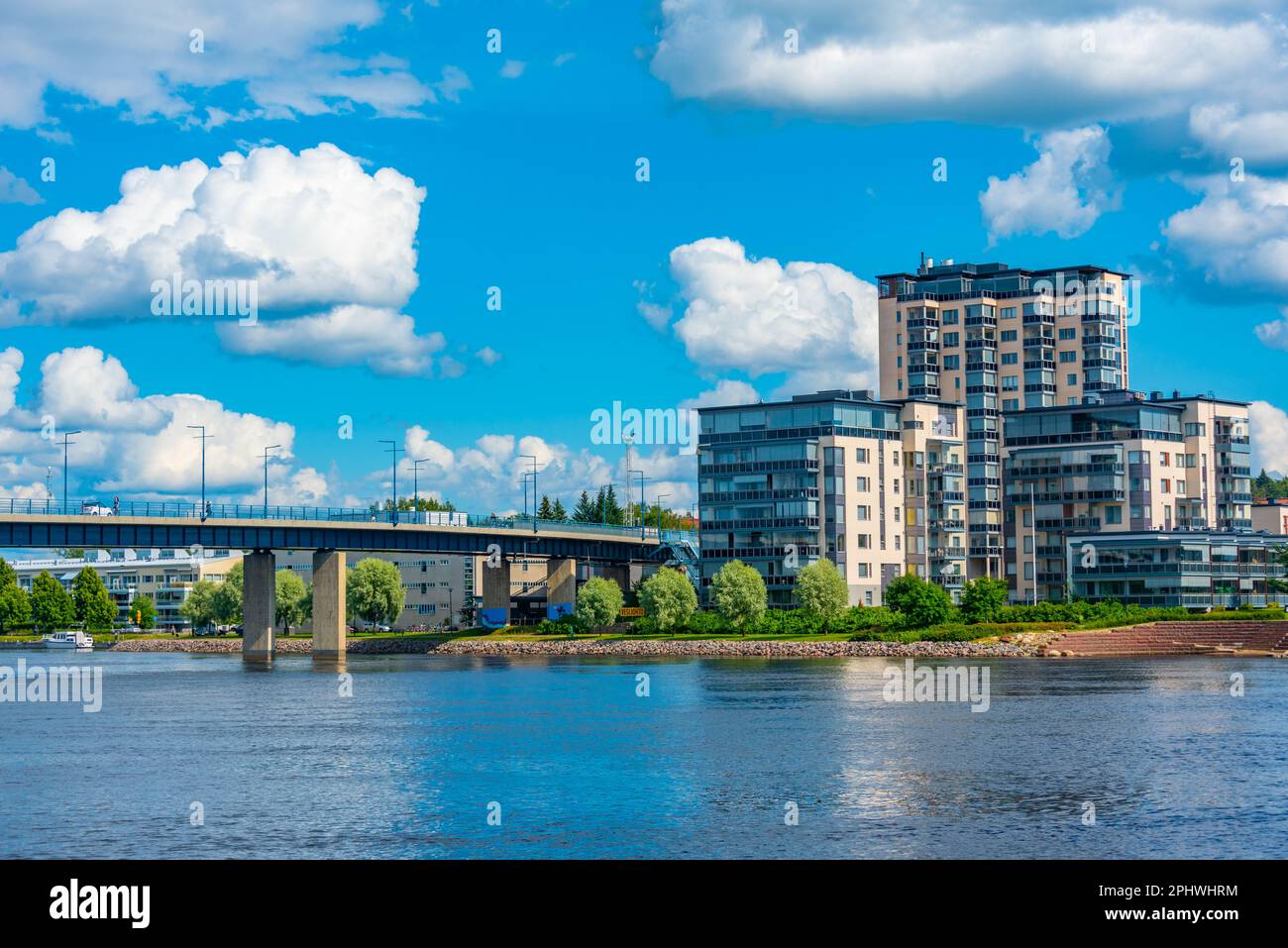 Riverside di pielisjoki a Joensuu in Finlandia. Foto Stock