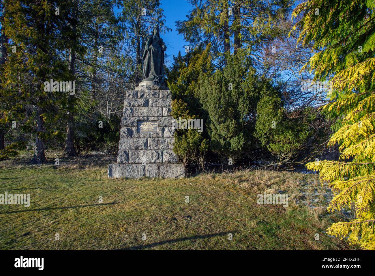 Statua della Regina Vittoria, Castello Balmoral, Foto Stock