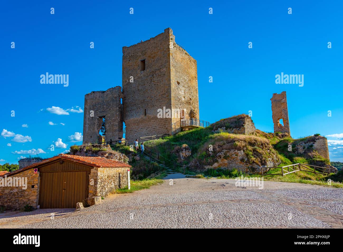 Vista del castello di Calatanazor in Spagna. Foto Stock
