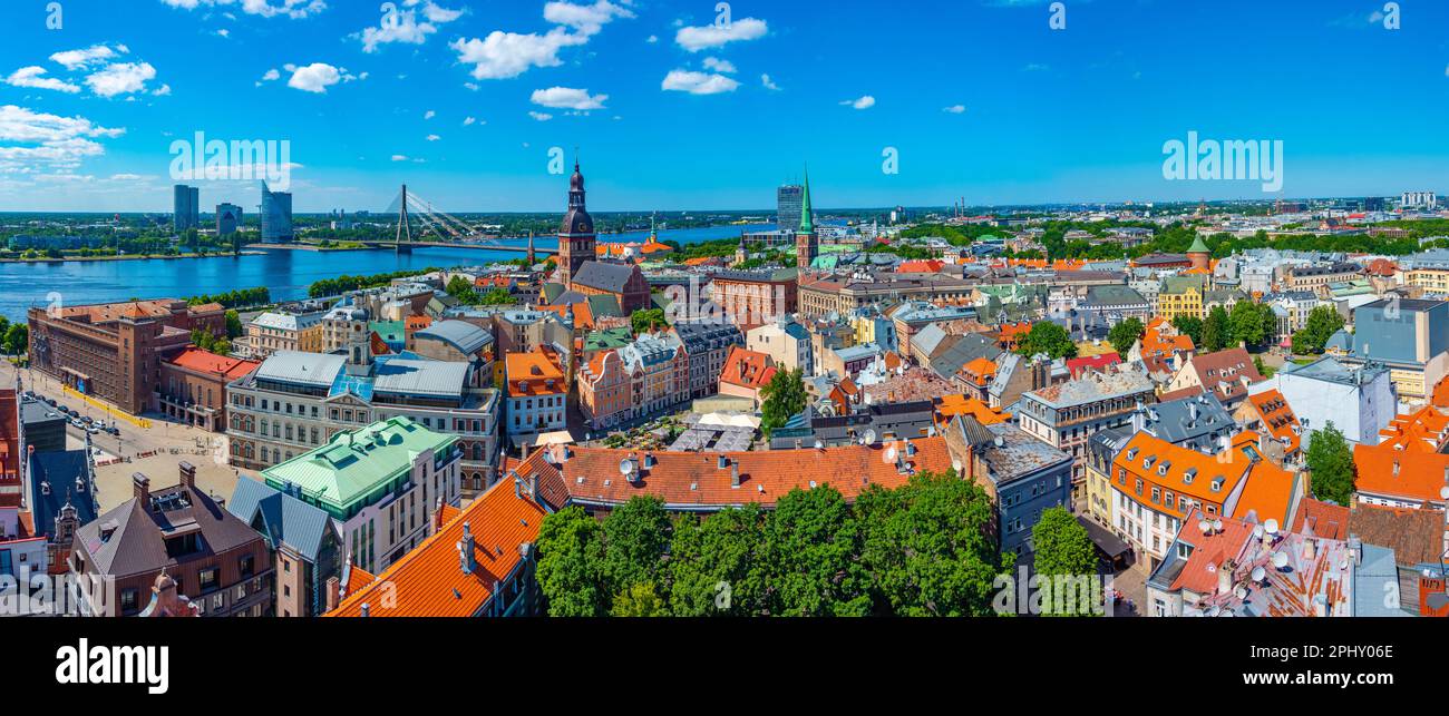 Veduta aerea del centro della capitale lettone riga. Foto Stock
