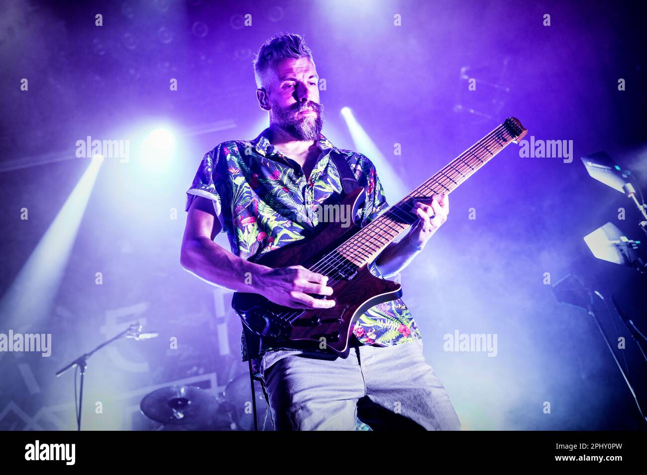 Oslo, Norvegia. 29th Mar, 2023. La band progressive metal britannica Haken si esibisce in un concerto dal vivo al Rockefeller di Oslo. Qui il chitarrista Richard Hensall è visto dal vivo sul palco. (Photo Credit: Gonzales Photo/Alamy Live News Foto Stock