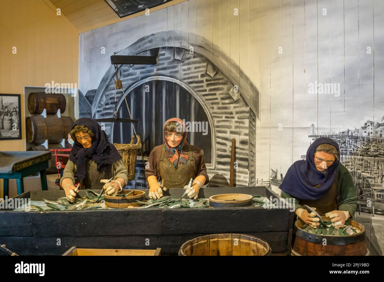 Una mostra di lavorazione del pesce in un museo scozzese. Foto Stock