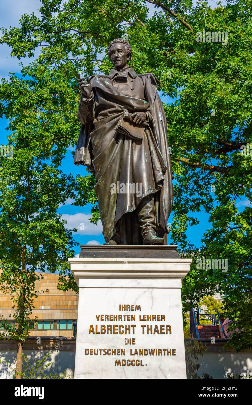 Lipsia, Germania, 8 agosto 2022: Statua di Albrecht Thaler nella città tedesca di Lipsia. Foto Stock