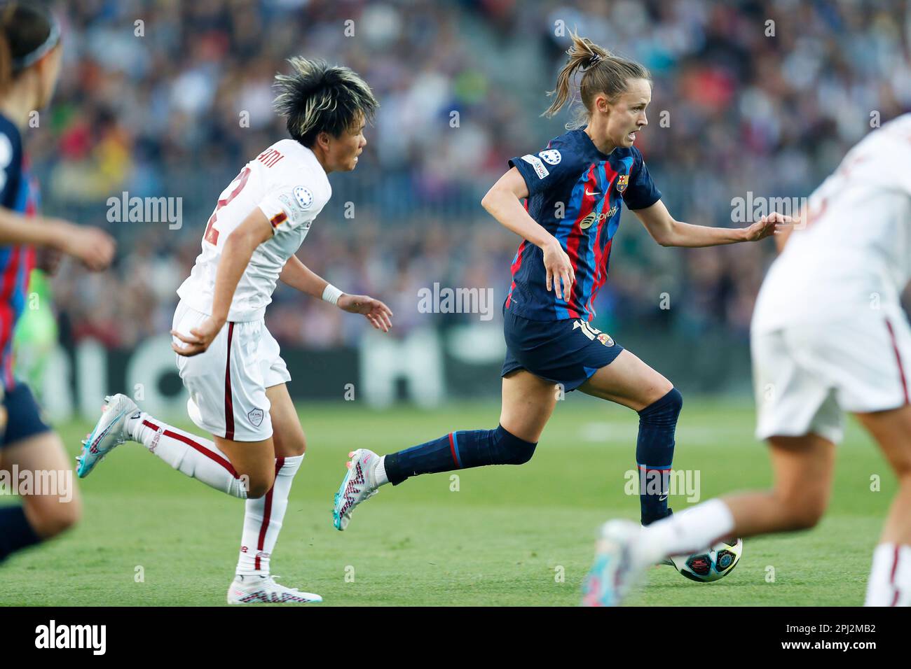 Barcellona, Spagna. Credit: D. 29th Mar, 2023. Moeka Minami (Roma), Caroline Graham Hansen (Barcellona) Calcio/Calcio : UEFA Women's Champions League Quarter-finals 2nd tappa tra FC Barcelona 5-1 COME Roma al Camp Nou di Barcellona, Spagna. Credit: D .Nakashima/AFLO/Alamy Live News Foto Stock
