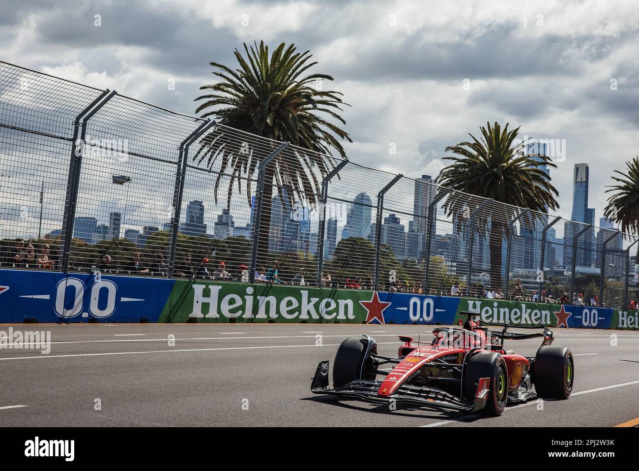 Melbourne, Australia. 31st Mar, 2023. Charles Leclerc (MON) Ferrari SF-23. 31.03.2023. Campionato del mondo Formula 1, Rd 3, Gran Premio d'Australia, Albert Park, Melbourne, Australia, Giornata della pratica. Il credito fotografico dovrebbe essere: XPB/ . Credit: XPB Images Ltd/Alamy Live News Foto Stock