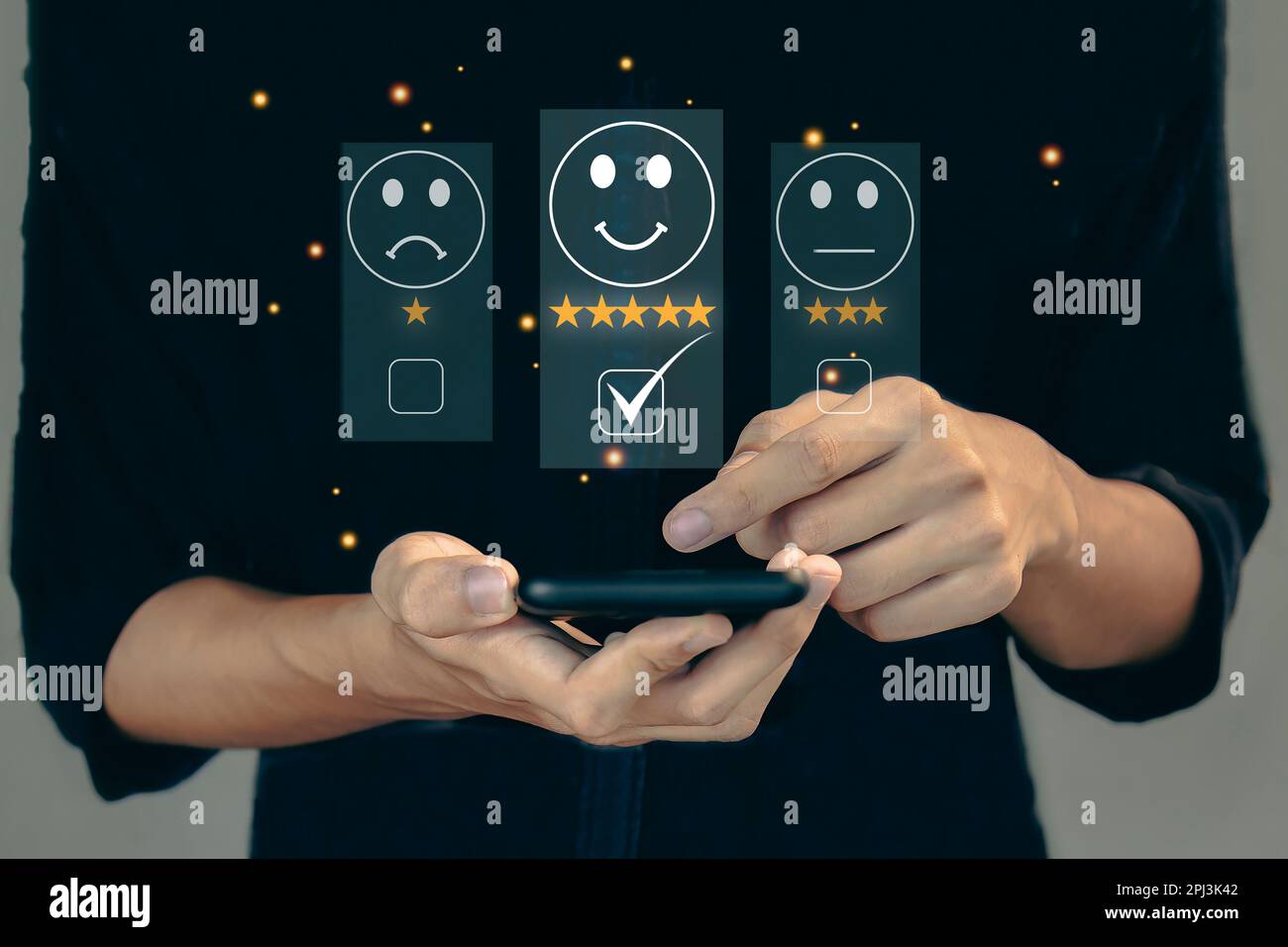 Business Service Satisfaction Concept Touch Screen Happy Smile Icon Rating 5 stelle per la soddisfazione del servizio Foto Stock
