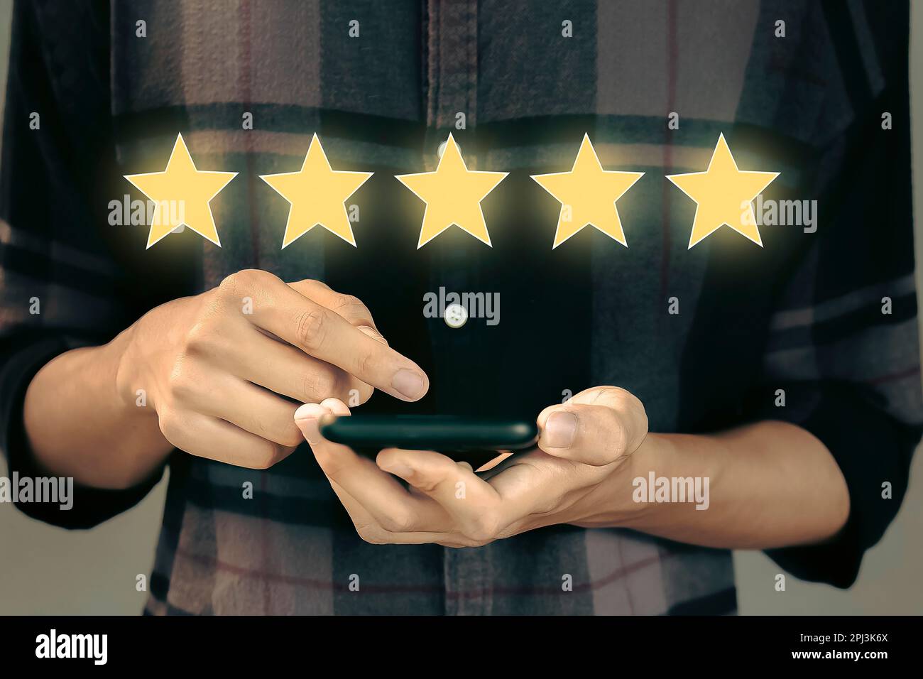 Business Service Satisfaction Concept Touch Screen Happy Smile Icon Rating 5 stelle per la soddisfazione del servizio Foto Stock