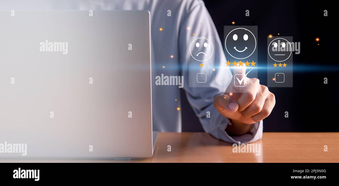 Business Service Satisfaction Concept Touch Screen Happy Smile Icon Rating 5 stelle per la soddisfazione del servizio Foto Stock