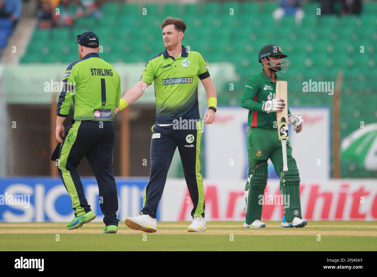 Litton Kumar Das si è battuto durante la terza partita T20I contro l'Irlanda allo stadio Zahur Ahmed Chowdhury di Sagorika, Chattogram, Bangladesh. Foto Stock