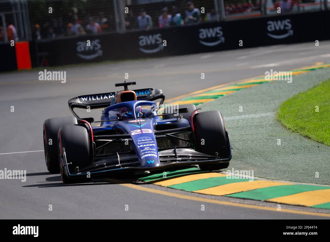 Melbourne, Australia, 31 marzo 2023. Alexander Albon (23) guida per la Williams Racing durante le prove di Formula 1 al Gran Premio d'Australia di Formula uno del 31 marzo 2023, al circuito Grand Prix di Melbourne ad Albert Park, Australia. Credit: Dave Hewison/Speed Media/Alamy Live News Foto Stock