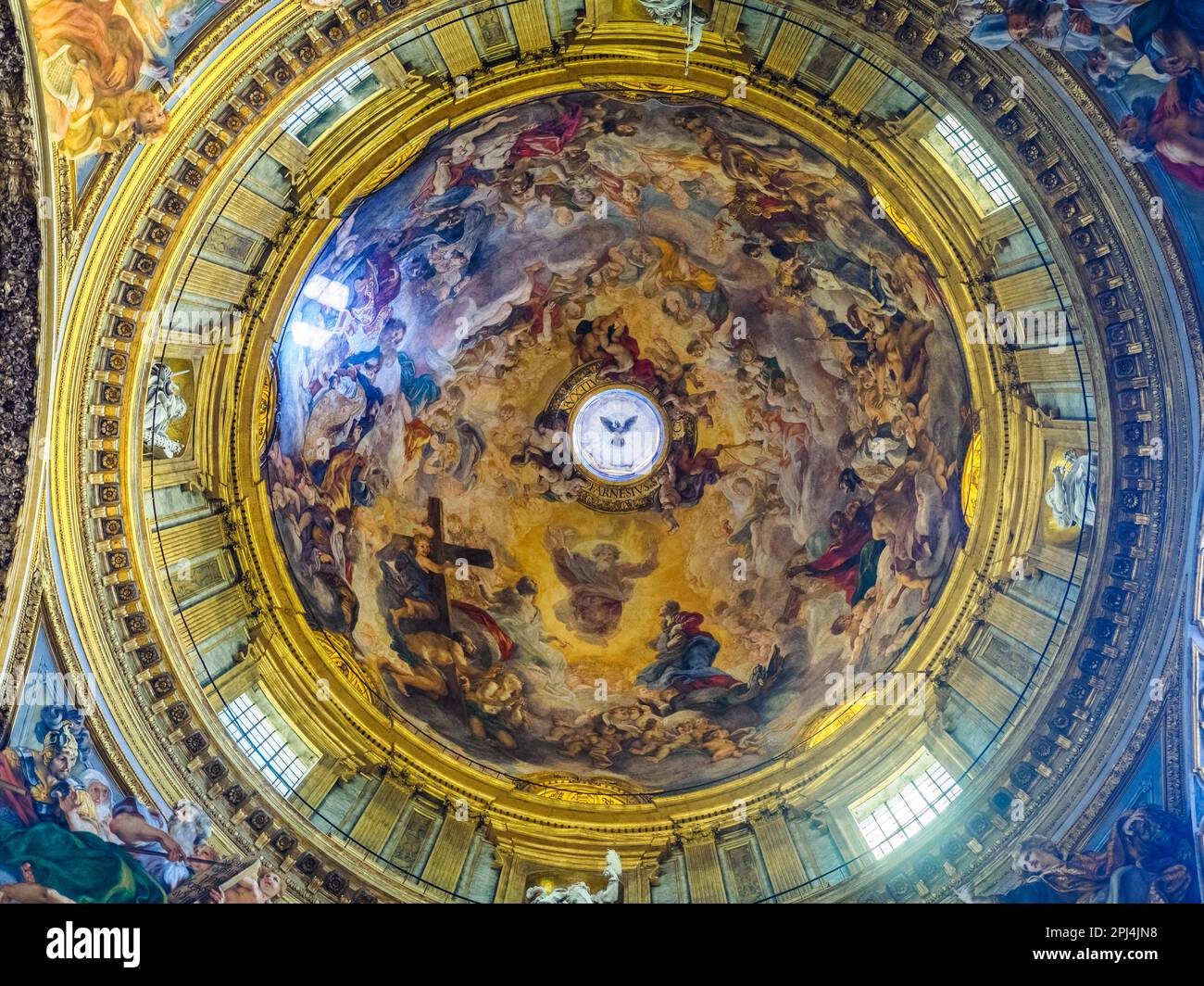 Cupola centrale nella Chiesa di Gesù - Roma, Italia Foto Stock
