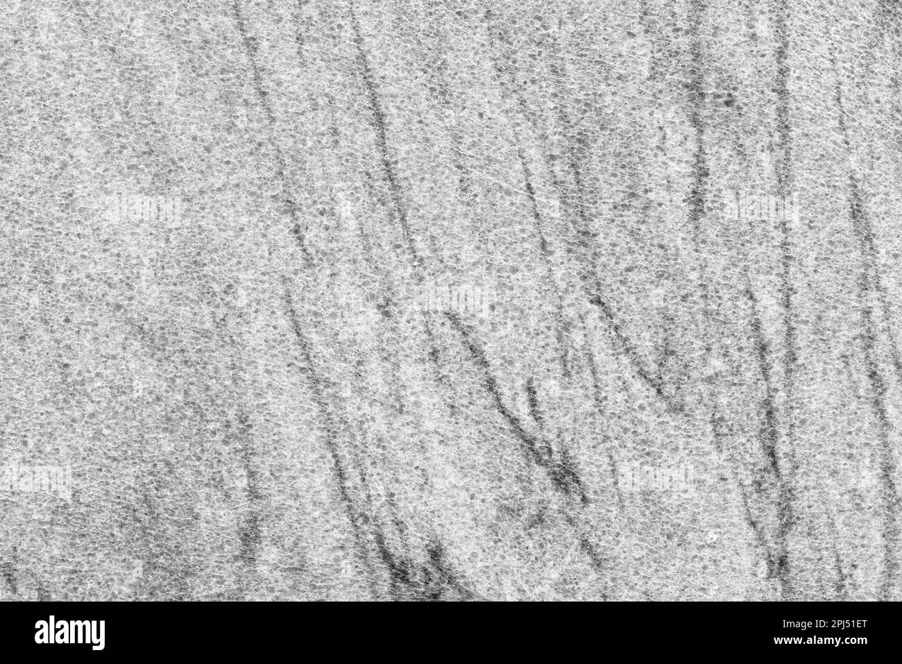 Texture di piastrelle di marmo grigio con graffi. Sfondo astratto per il design. Foto Stock