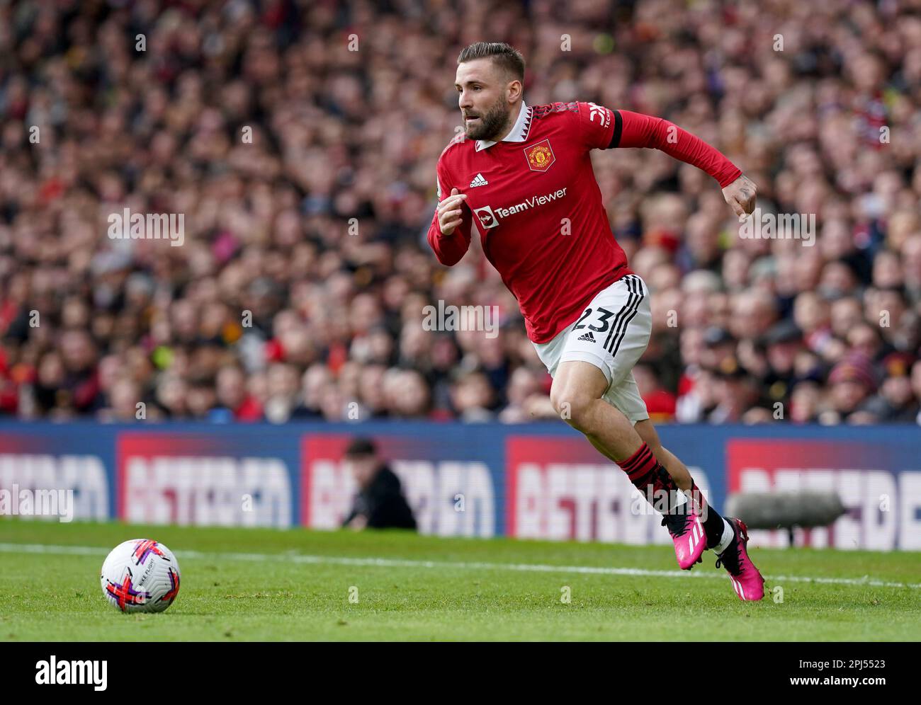 Foto del file datata 12-03-2023 di Luke Shaw del Manchester United, che sta per firmare un nuovo accordo a lungo termine con il Manchester United, l'agenzia di stampa del PA capisce. Data di emissione: Venerdì 31 marzo 2023. Foto Stock