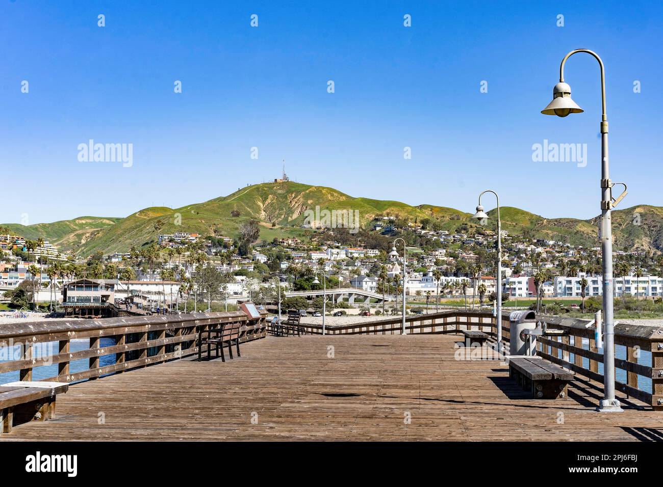 Vista della città di Ventura dal molo di Venturas Foto Stock