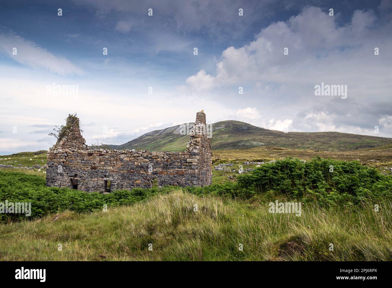 Rovine di una casa croft sull'isola di Skye in Scozia Foto Stock