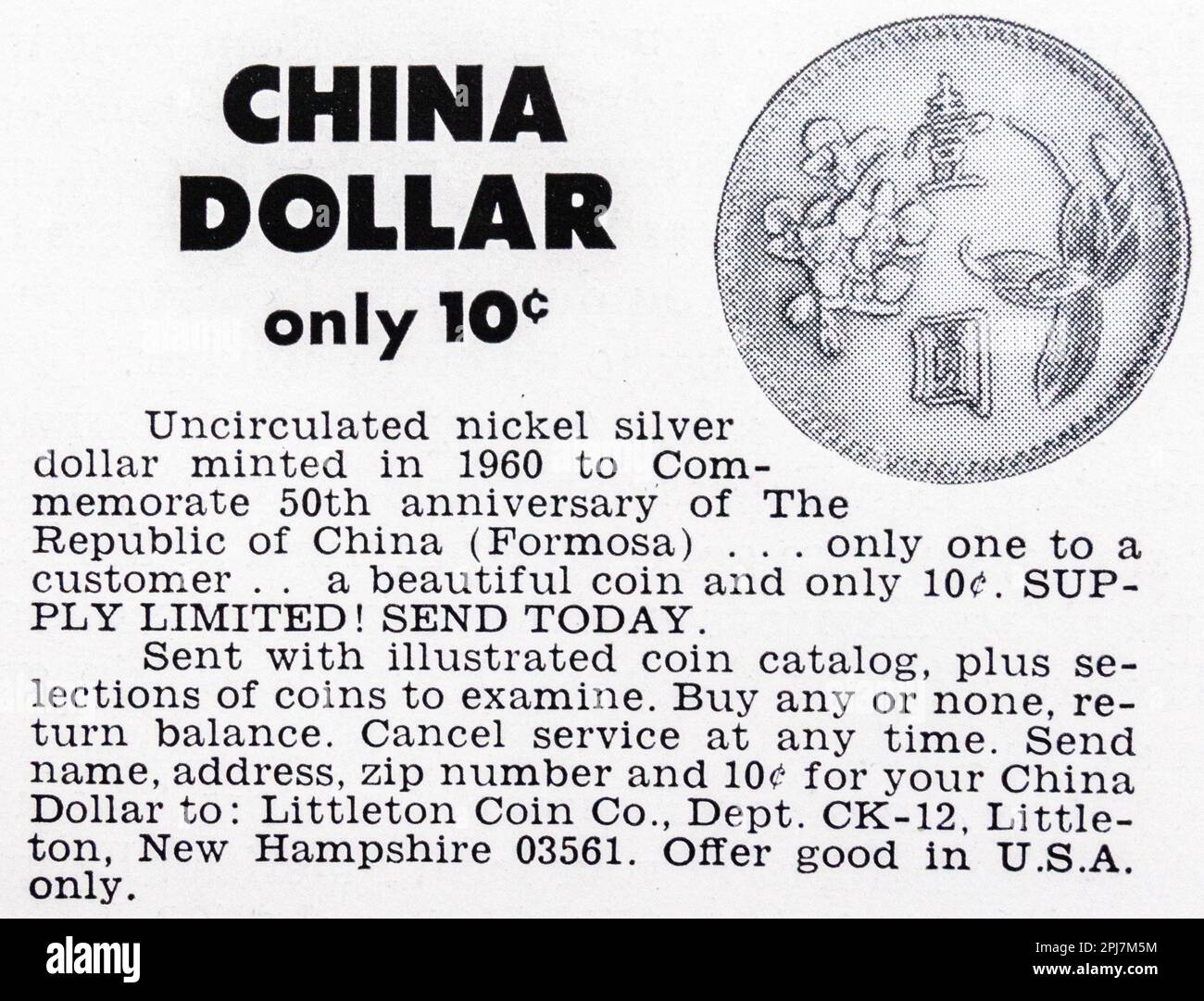 Moneta dollaro cinese venduto a 10 centesimi di pubblicità in una rivista NatGeo, agosto 1969 Foto Stock