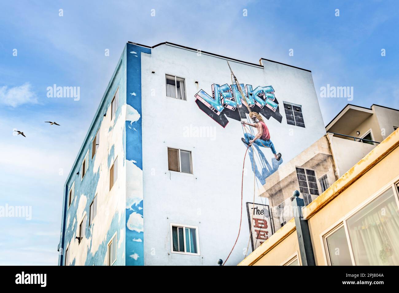 Venice Beach, California, Stati Uniti - Marzo 3 2019: Vista ad angolo basso di un murale a Venice Beach Foto Stock