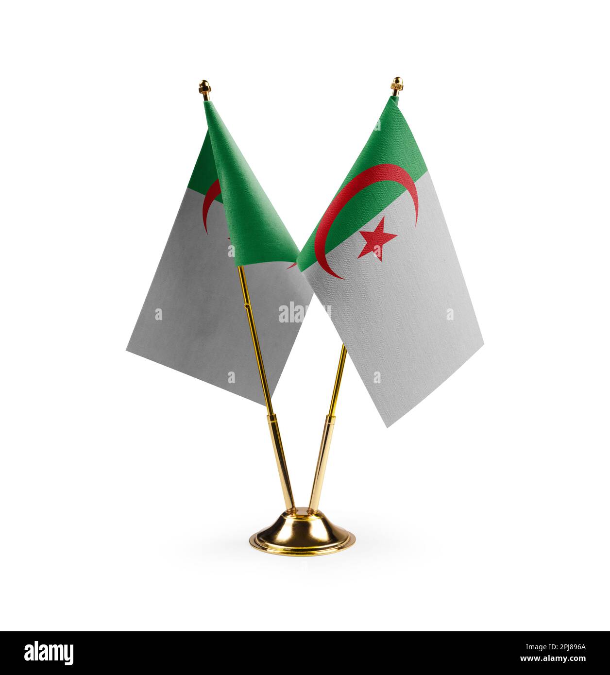 Piccole bandiere nazionali dell'Algeria su sfondo bianco. Foto Stock