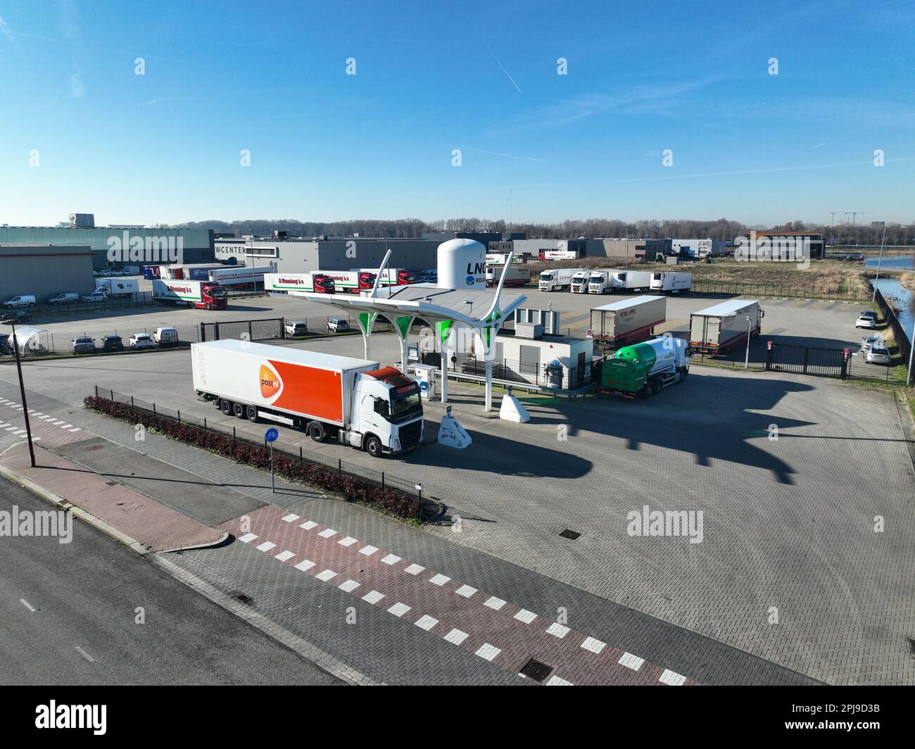 Nieuwegein, 8th febbraio 2023, Paesi Bassi. Dall'alto, assistete alla trasformazione della zona industriale di Nieuwegein con l'innovativo Rolande Foto Stock