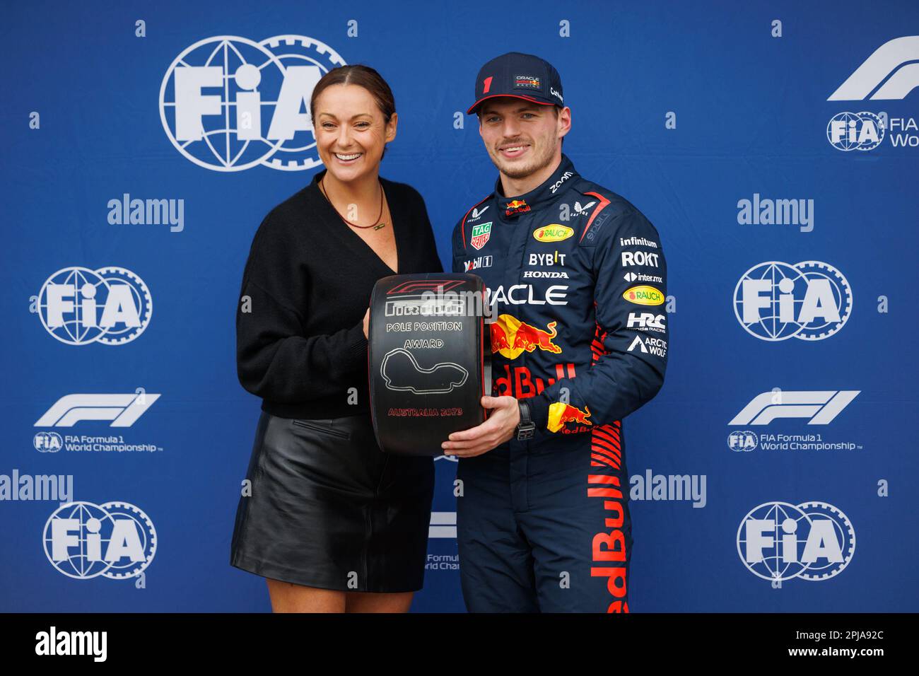 Albert Park, 1 aprile 2023 Max Verstappen (NED) del team Red Bull si qualifica per primo, George Russell (GBR) del team Mercedes secondo e Lewis Hamilton (GBR) del team Mercedes terzo. Corleve/Alamy Live News Foto Stock