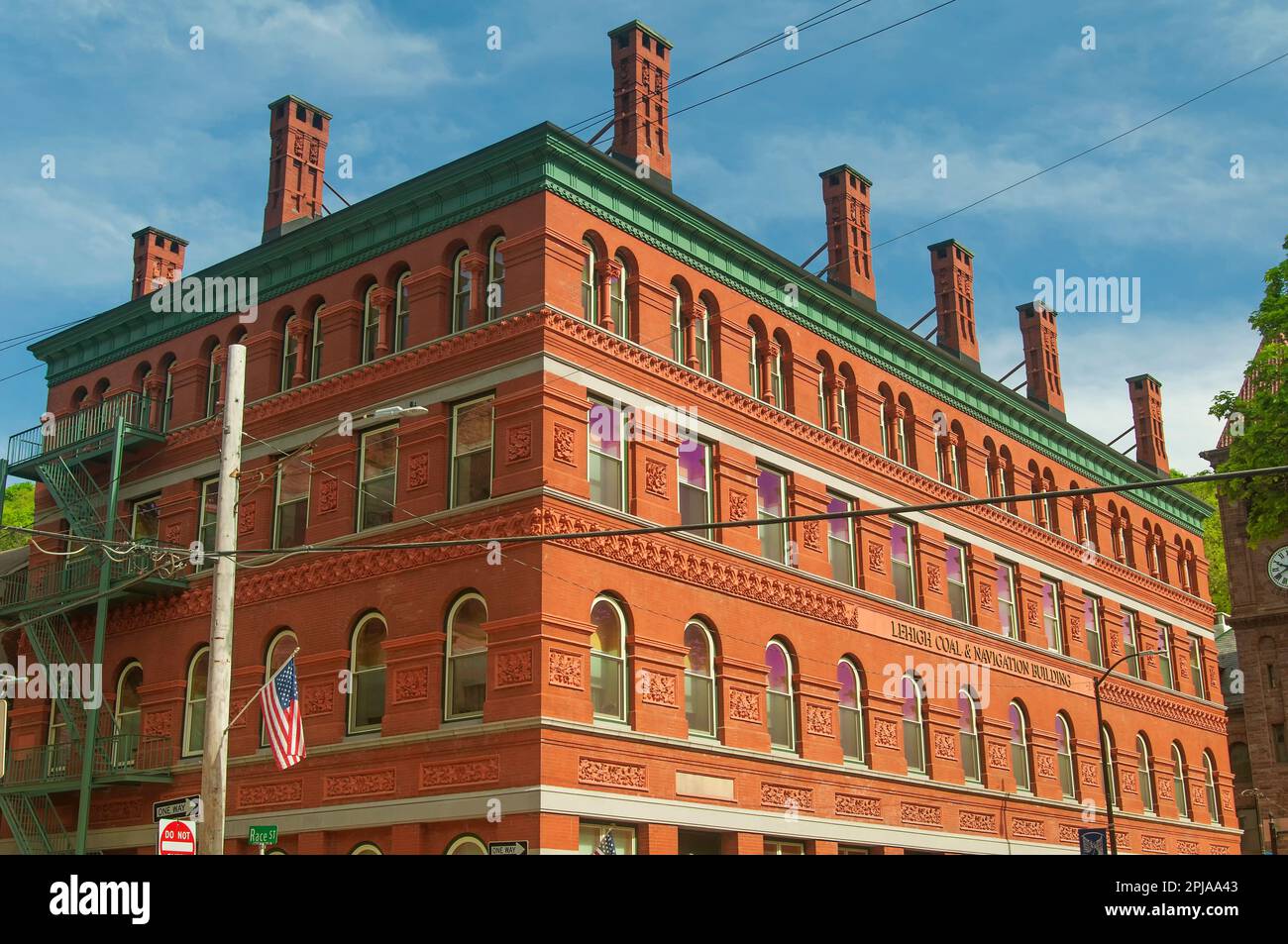 Lo storico edificio per i giovani di Jim thorpe in Pennsylvania in una giornata di sole. Foto Stock