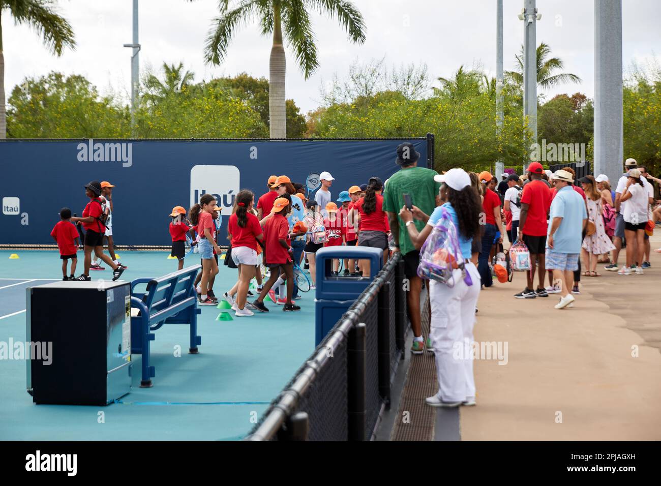 Miami Gardens, Florida, Stati Uniti. 1st aprile 2023. 2023 Miami Open powered by Itau, a piedi. Foto Stock