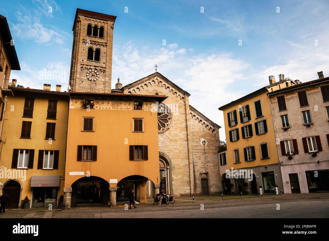 Basilica romanica di San fedele a Como. Foto Stock