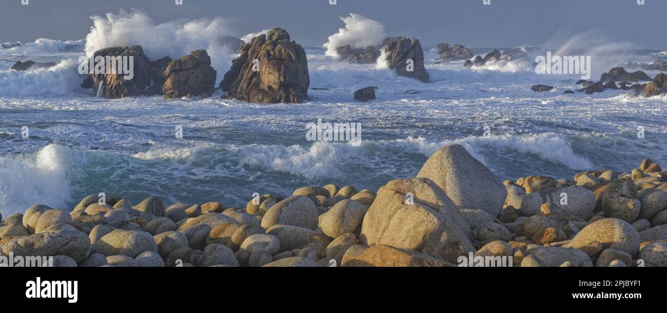 ILE DE OUESSANT, FINISTERE (29), FRANCIA. FIN DECEMBRE 2017- DEBUTTO JANVIER 2018, LA TEMPETE CARMEN. ISOLA OUESSANT, DIPARTIMENTO FINISTERE, FRANCIA. NELLA Foto Stock