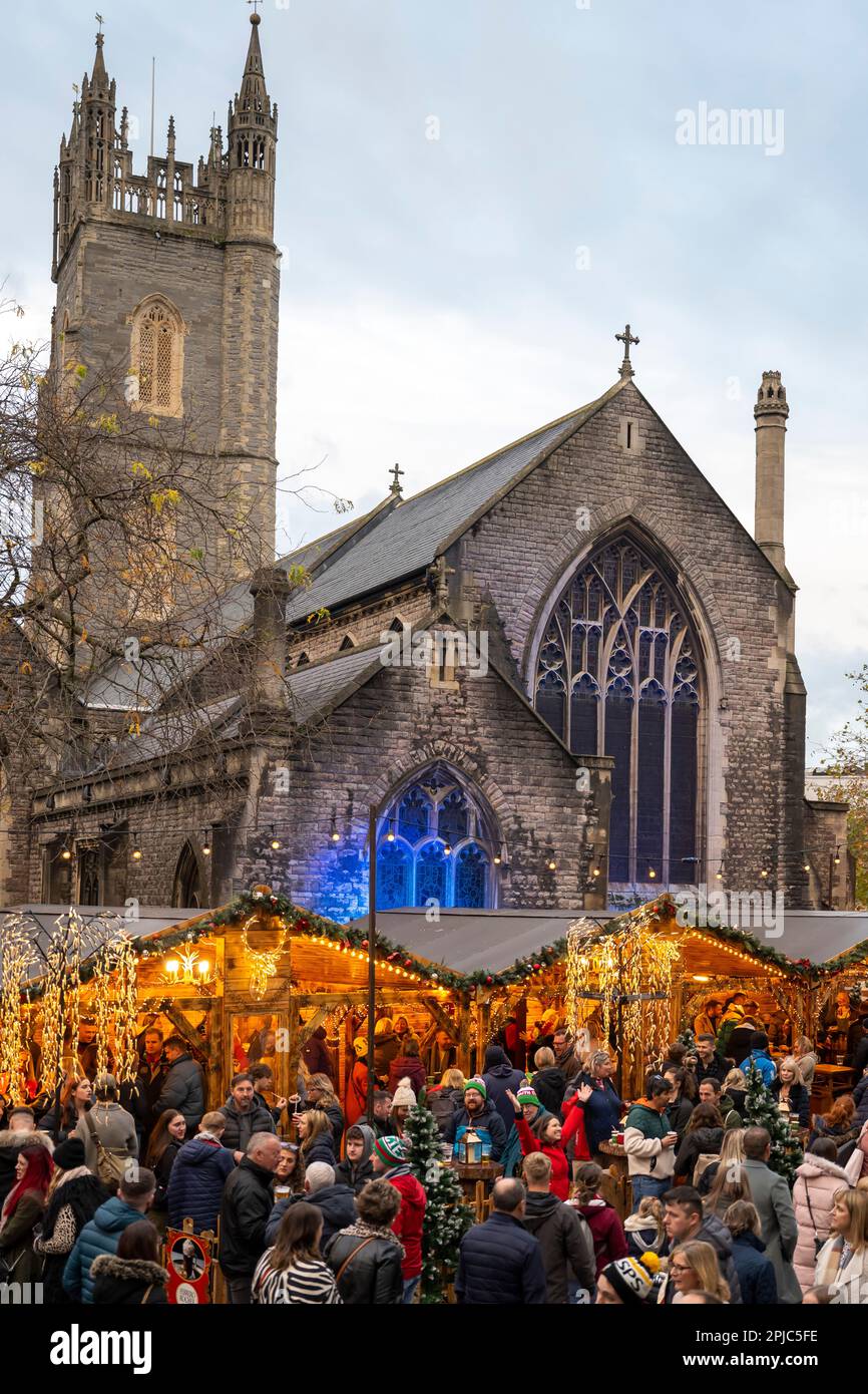 Mercatini di Natale nel centro di Cardiff in Galles, Regno Unito, durante il periodo natalizio. Foto Stock