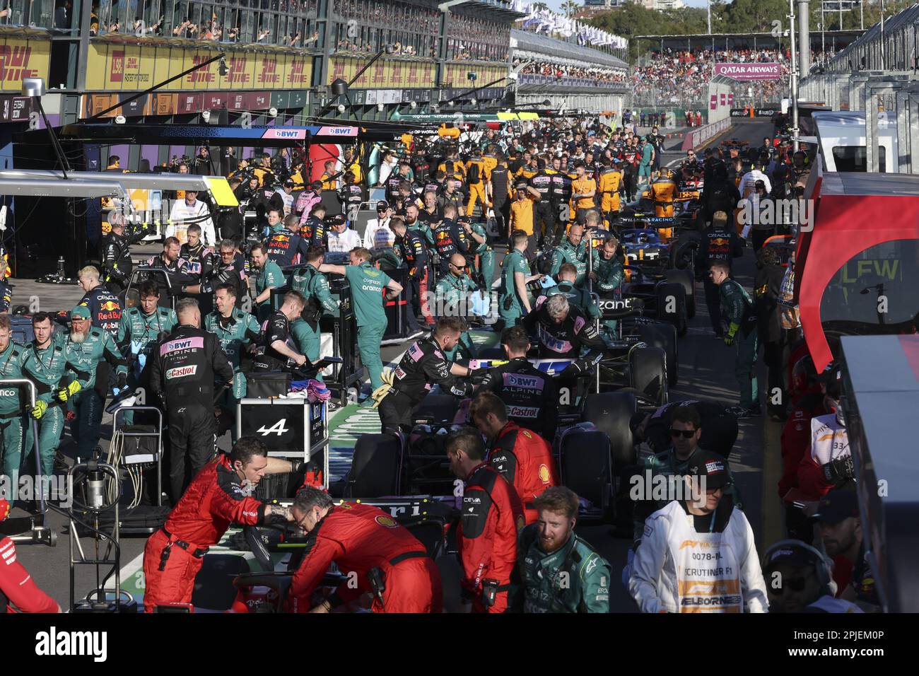 Pitlane durante la Formula 1 Rolex Australian Grand Prix 2023, 3rd° round del Campionato del mondo di Formula uno 2023 dal 31 marzo al 2 aprile 2023 sul circuito Albert Park, a Melbourne, Australia - Foto: DPPI/DPPI/LiveMedia Foto Stock