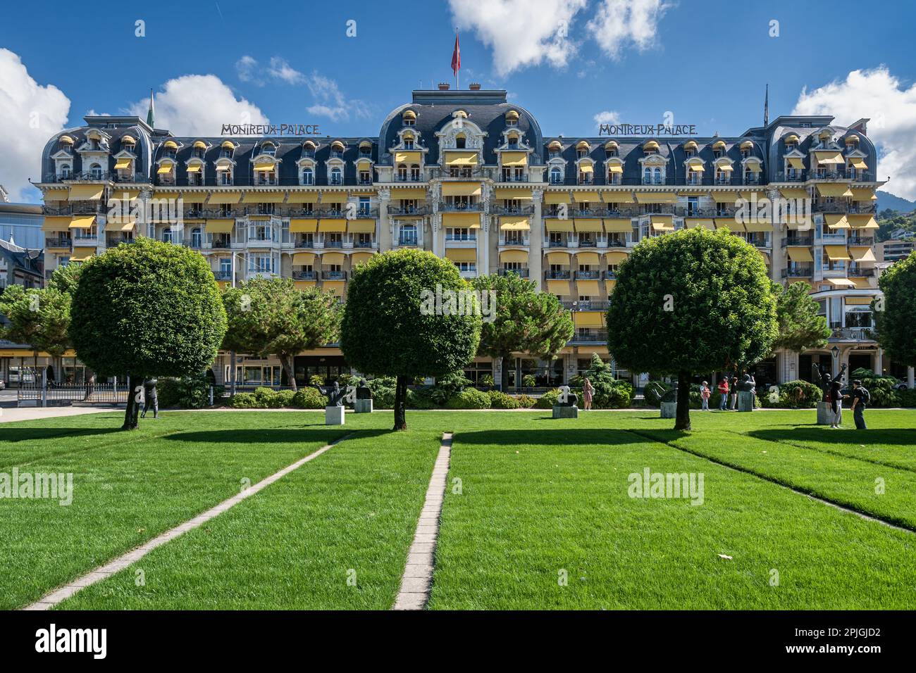 Hotel di lusso Montreux Palace situato sulla riva del Lago di Ginevra. Montreux, Svizzera, agosto 2022 Foto Stock