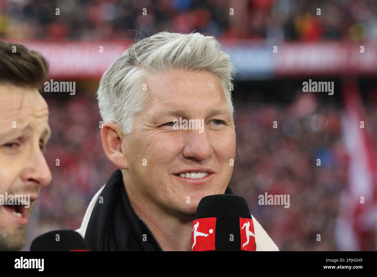 MONACO, Germania. , . Sebastian SCHWEINSTEIGER ha visto alla partita di calcio della Bundesliga tra il Bayern Muenchen e il BVB Dortmund all'Allianz Arena di Monaco il 1. Aprile 2023, Germania. DFL, Fussball, 4:2 (Foto e copyright @ ATP images/Arthur THILL (THILL Arthur/ATP/SPP) Credit: SPP Sport Press Photo. /Alamy Live News Foto Stock