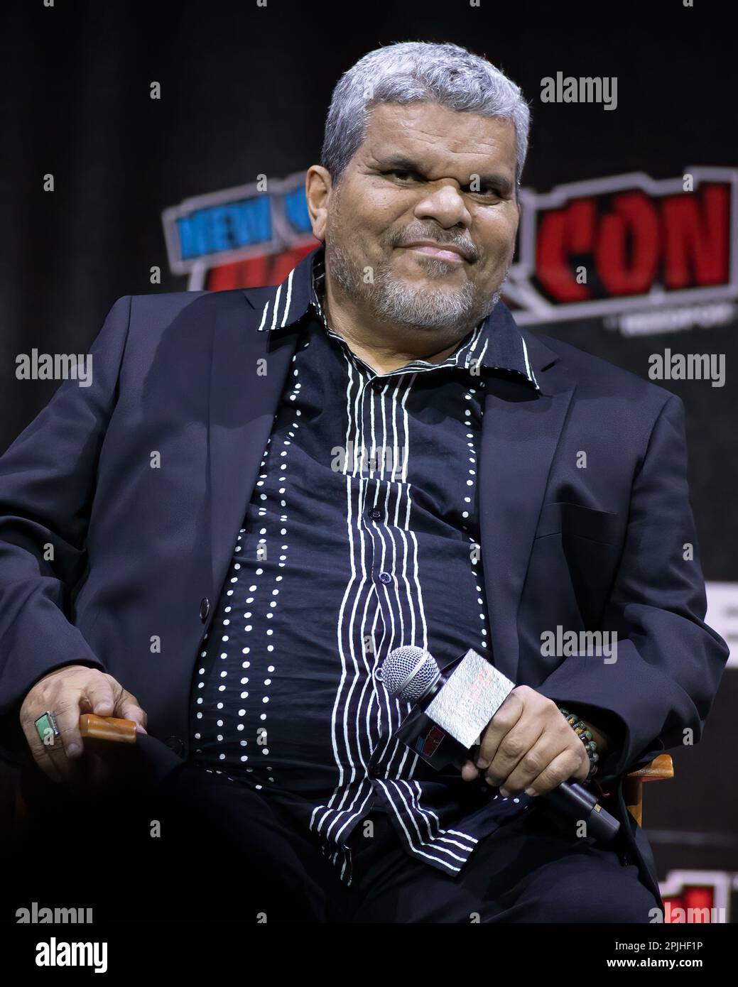 Netflix's Mercoledì alle NYCC2022 Foto Stock