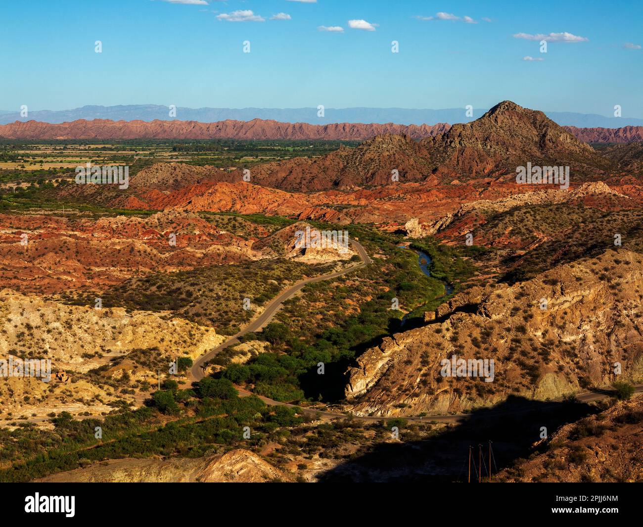 Aspre montagne a Cuesta de Huaco, provincia di San Juan, Argentina Foto Stock