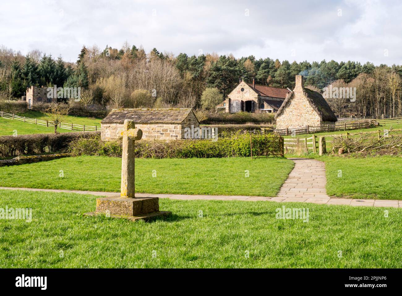 Una vista dal cortile del paesaggio del 1820s al Beamish Museum, Inghilterra, Regno Unito Foto Stock