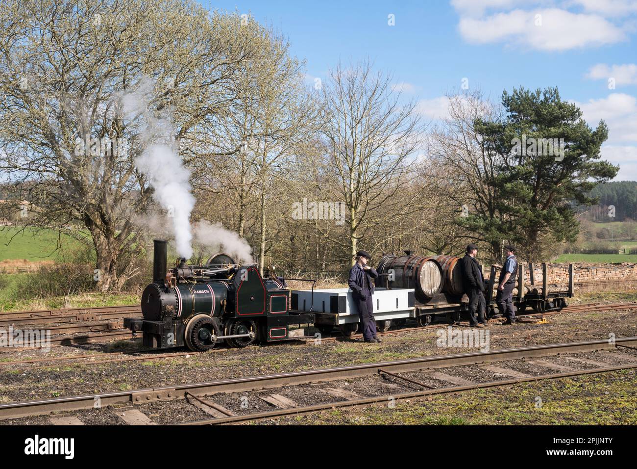 Riproduzione 19th secolo gauge stretto vapore loco Samson al Beamish Museum Steam gala, Inghilterra, Regno Unito Foto Stock