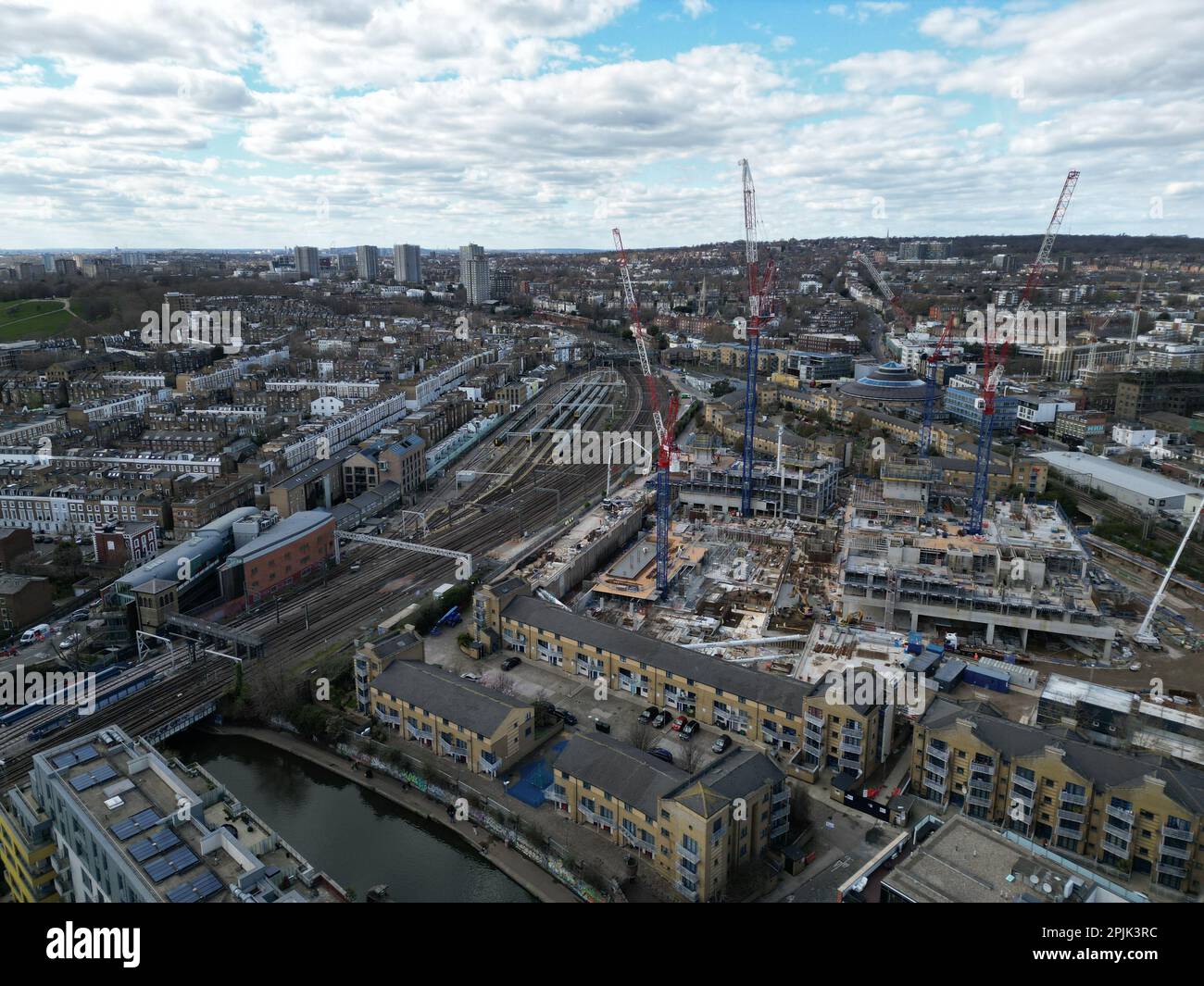Nuova costruzione Chalk farm , Primrose collina sullo sfondo Londra UK drone vista aerea Foto Stock