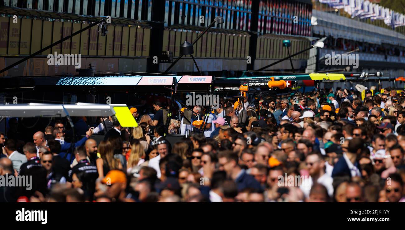 Albert Park, 2 aprile 2023 Una vista generale di Pit Lane. Corleve/Alamy Live News Foto Stock