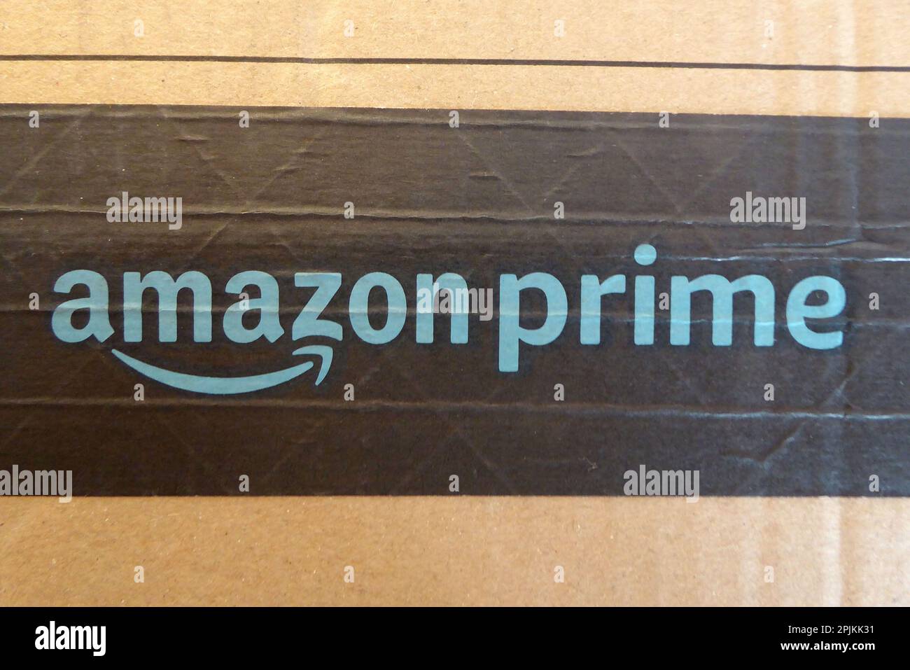Amazon / prime / Amazon prime/ Paket / Karton / Aufschrift /iscrizione Foto Stock