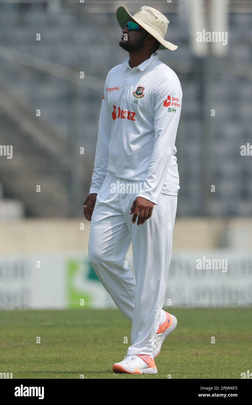 Shakib al Hasan durante il solo test match tra Bangladesh e Irlanda allo Sher-e-Bangla National Cricket Stadium, Mirpur, Dhaka, Bangladesh. Foto Stock