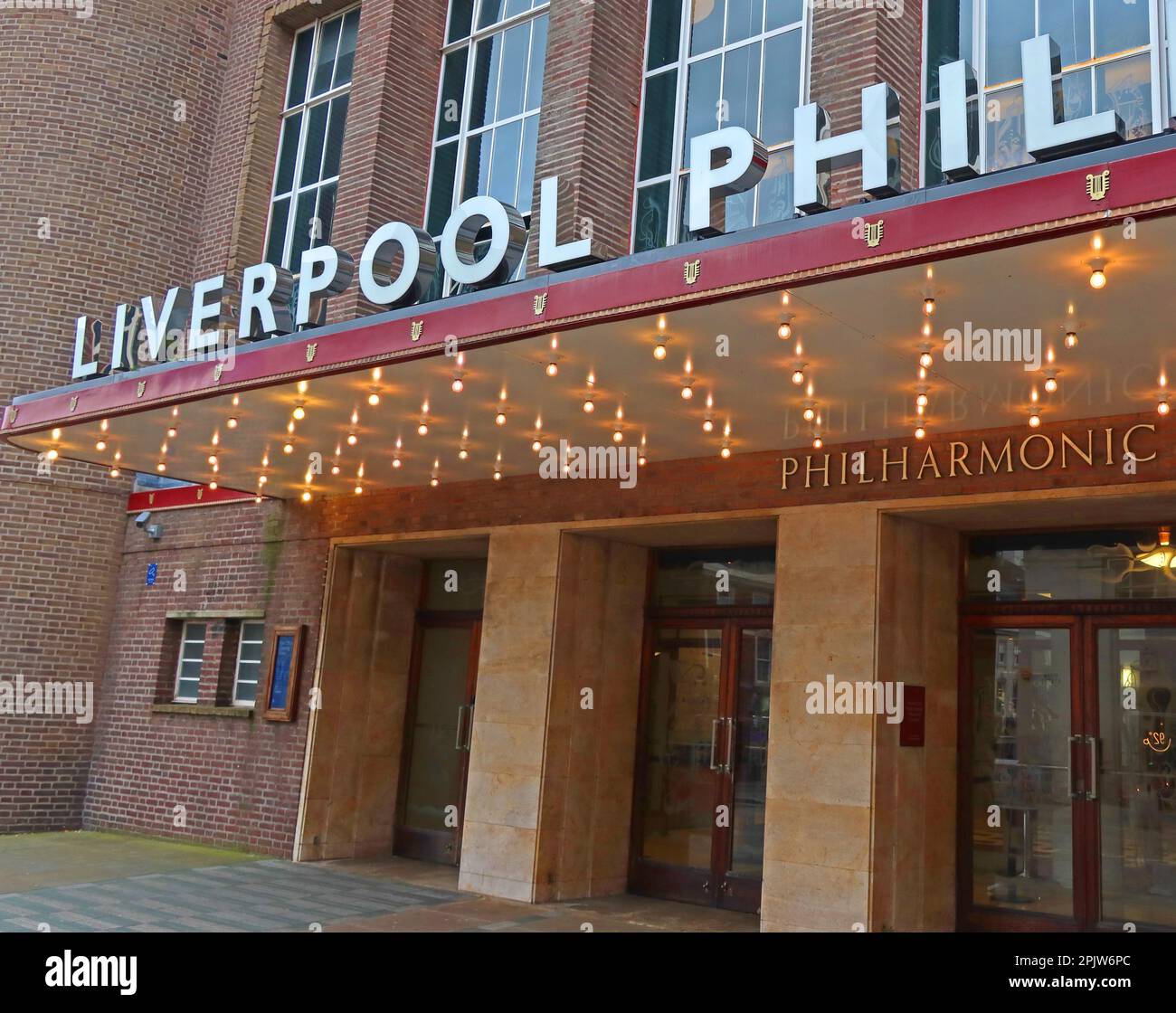 Esterno della Liverpool Philharmonic Hall, Hope St, Liverpool, Merseyside, Inghilterra, REGNO UNITO, L1 9BP Foto Stock