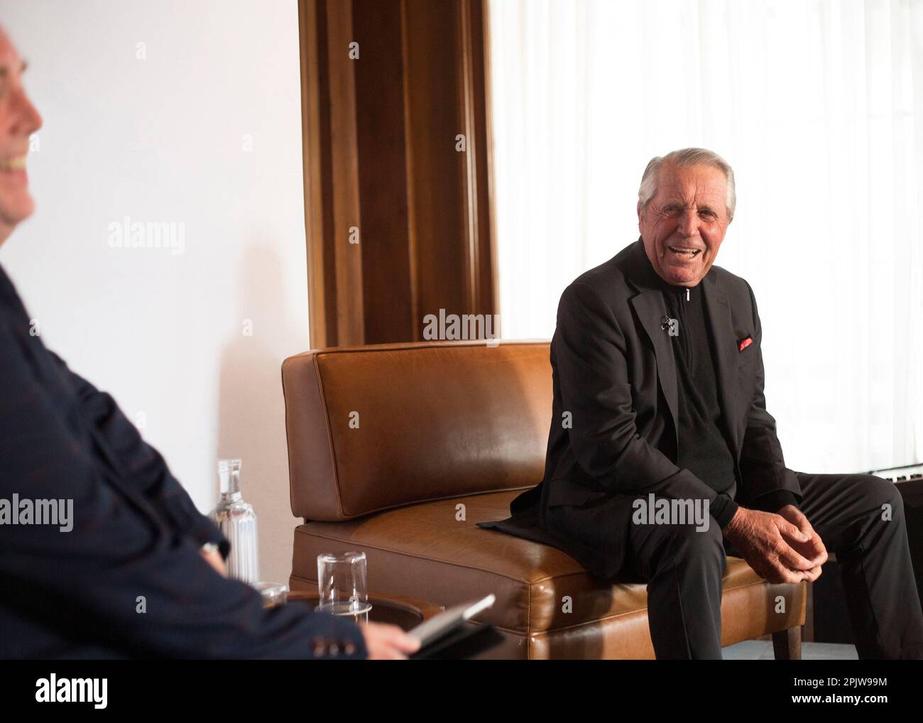 Giocatore Gary campione del mondo e presentatore TV e broadcaster David Tanner Foto Stock