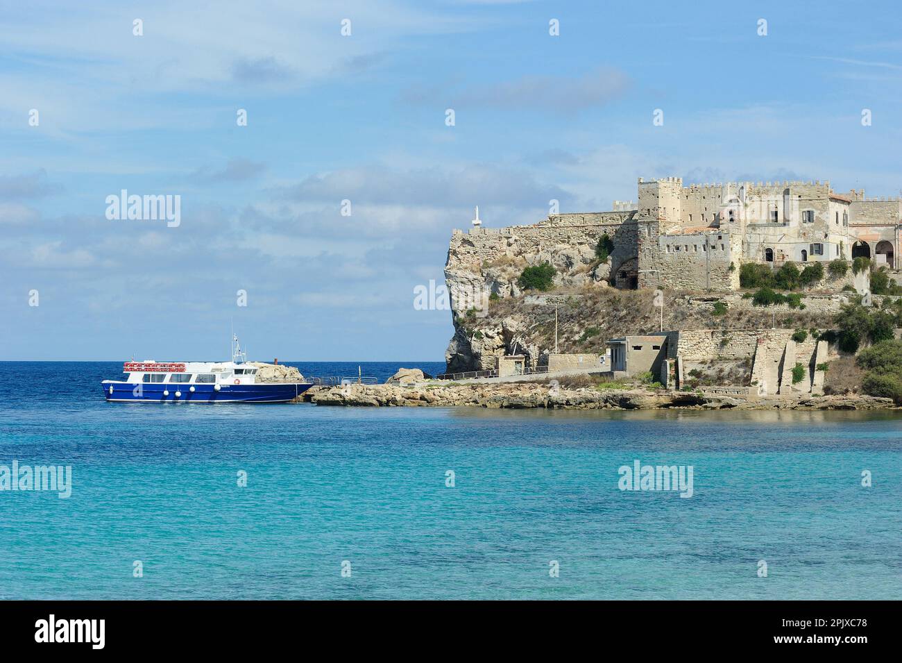 Pianosa, un'isola dell'Arcipelago Toscano, sede di una prigione fino al 2011, oggi una Riserva Naturale accoglie un massimo di 250 visitatori al giorno. Pianosa; T Foto Stock