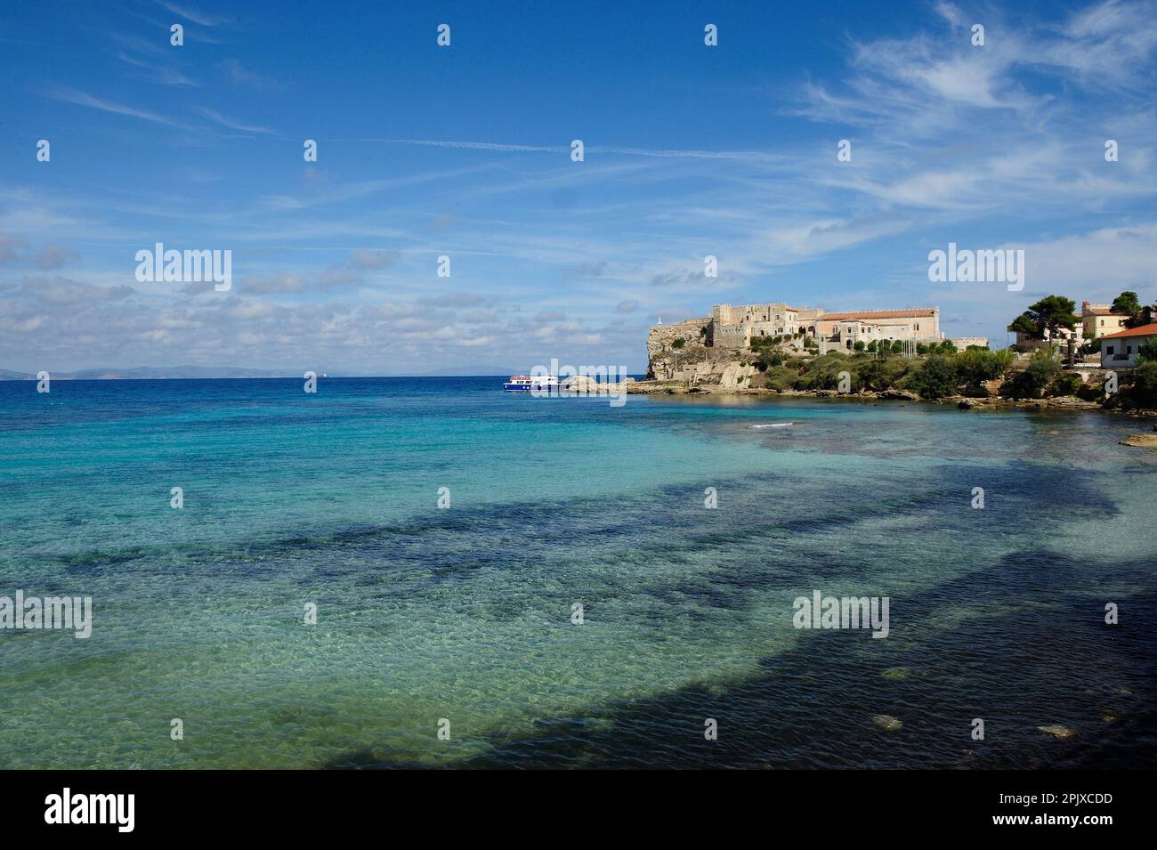 Pianosa, un'isola dell'Arcipelago Toscano, sede di una prigione fino al 2011, oggi una Riserva Naturale accoglie un massimo di 250 visitatori al giorno. Pianosa; T Foto Stock