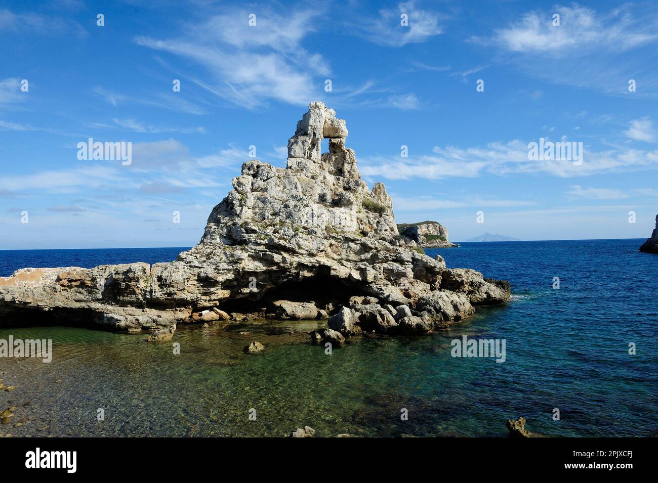 Pianosa, un'isola dell'Arcipelago Toscano, sede di una prigione fino al 2011, oggi una Riserva Naturale accoglie un massimo di 250 visitatori al giorno. Pianosa; T Foto Stock