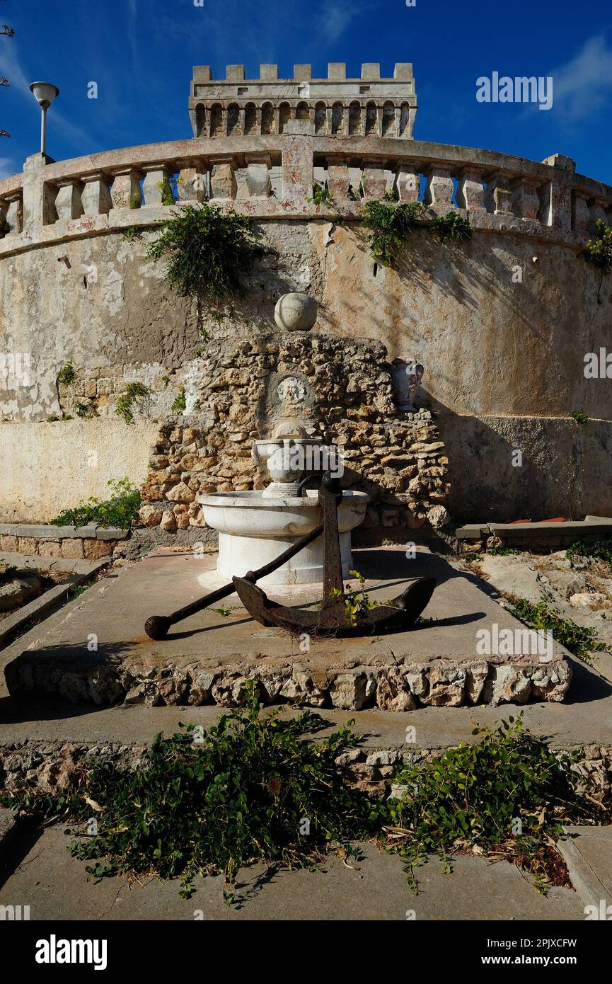 Pianosa, un'isola dell'Arcipelago Toscano, sede di una prigione fino al 2011, oggi una Riserva Naturale accoglie un massimo di 250 visitatori al giorno. Pianosa; T Foto Stock