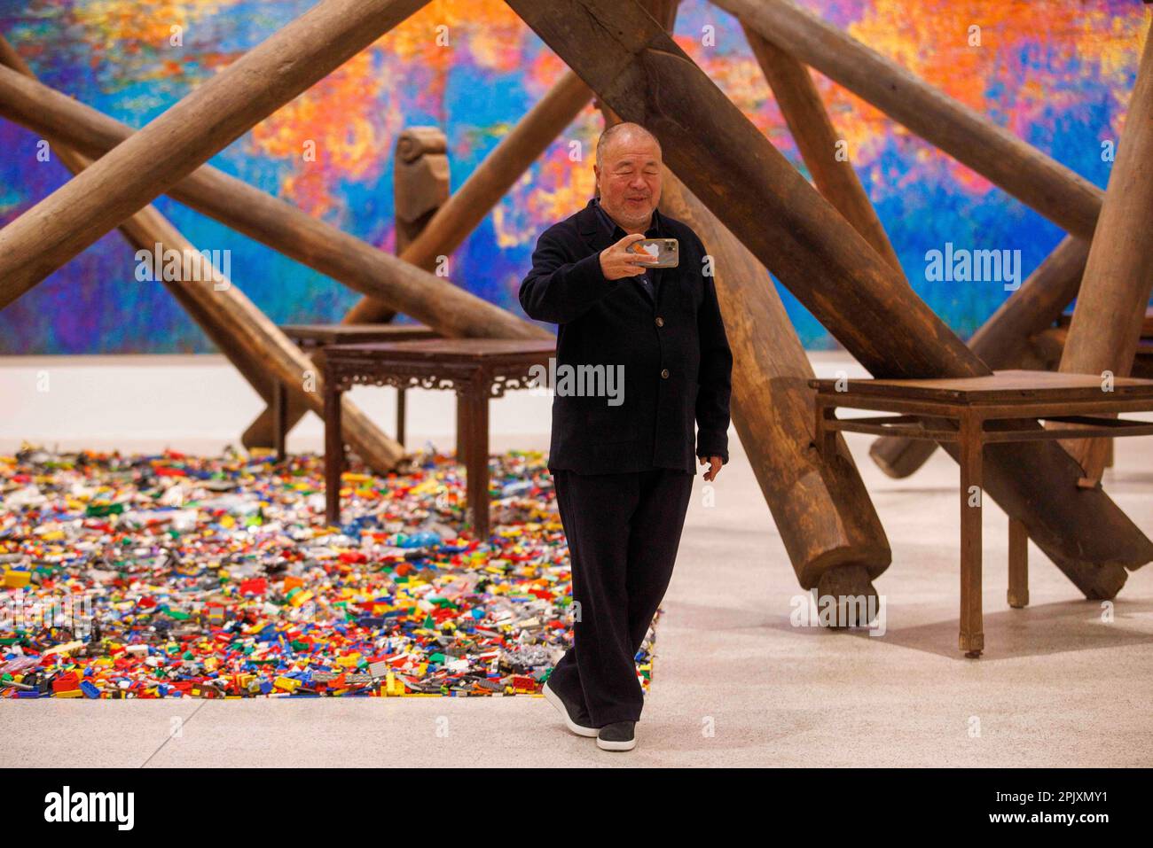 Londra, Regno Unito. 4th Apr, 2023. Making Sense:ai Weiwei ai Weiwei mostra al Design Museum si svolge dal 7th aprile al 30th luglio 2023 Credit: Mark Thomas/Alamy Live News Foto Stock