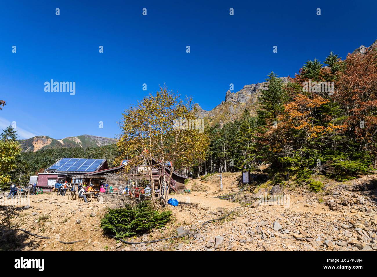 Gyojagoya (cottage Gyoja, campeggio), famosa base di trekking della catena montuosa dello Yatsugatake, Nagano, Giappone, Asia orientale, Asia Foto Stock