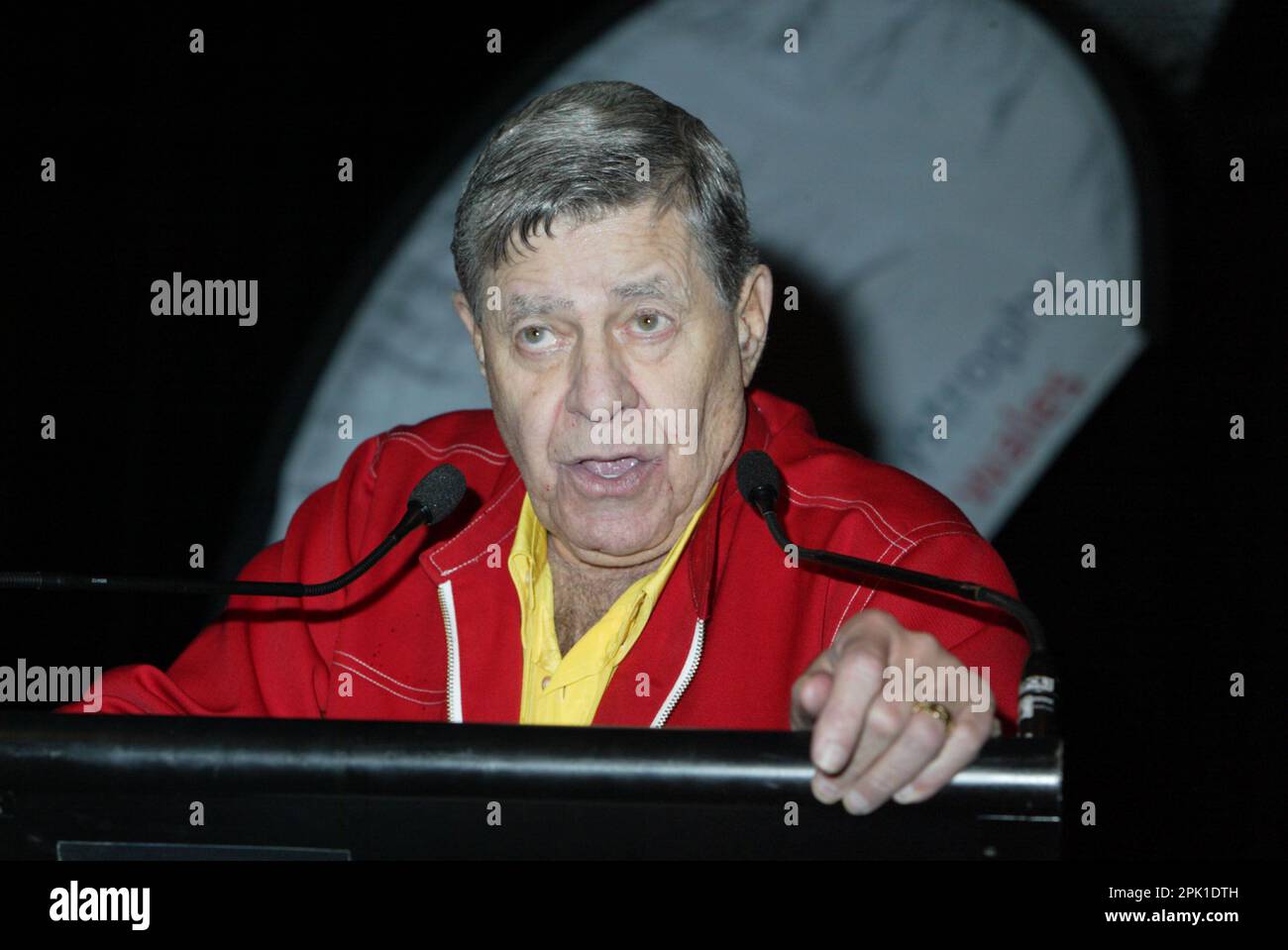 Jerry Lewis conduce una conferenza stampa insieme a un incontro di accoglienza con le famiglie afflitte dalla distrofia muscolare, in vista del suo concerto comico "Raugh for Life" che si terrà a Sydney il 21st settembre. Sydney, Australia - 16.09.09 Foto Stock