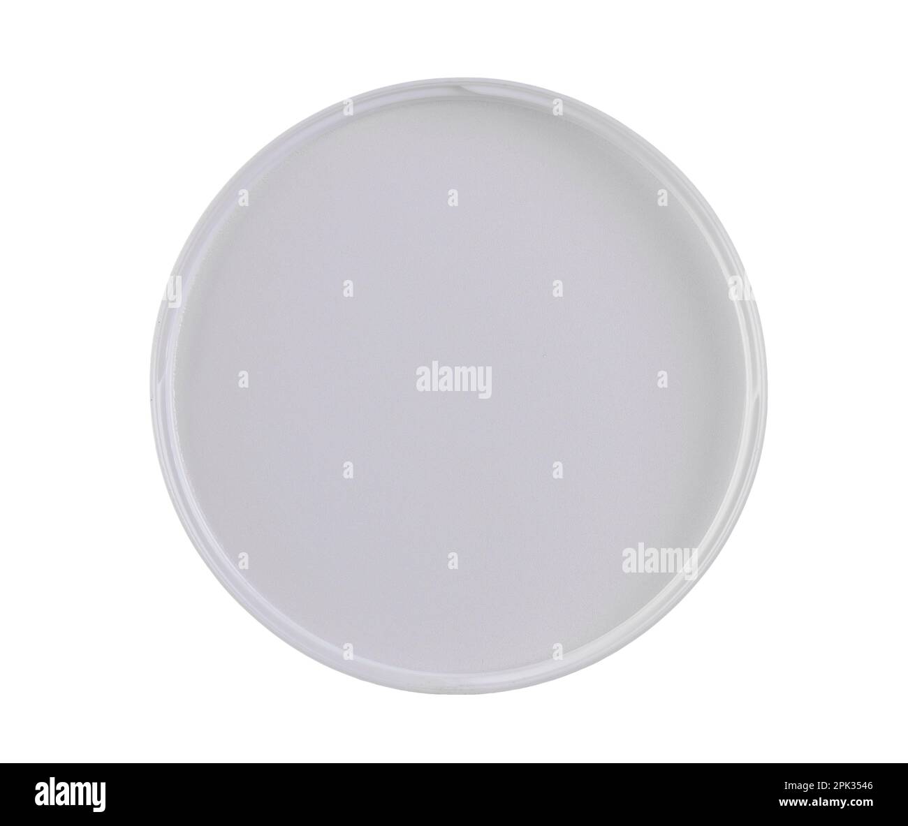 Lato interno del tappo rotondo in plastica, coperchio del vaso cosmetico isolato su sfondo bianco, vista dall'alto, percorso di ritaglio Foto Stock
